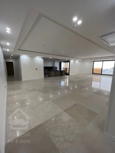 فروش واحد 221 متری 3 خواب قیطریه کلید نخورده