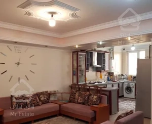 ۹۳ متر ده ساله/سرمایه گذاری/وفاآذر