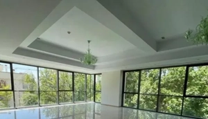 نیاوران۲۴۵متر ویو باغ مدرن فول امکانات