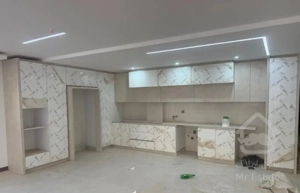 آپارتمان ۱۵۵ متری دو نبش جنوبی خوش نقشه کم سند دار