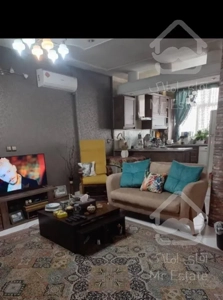 ۷۳متر۲خوابه/خوش موقعیت /سالن پرده خور