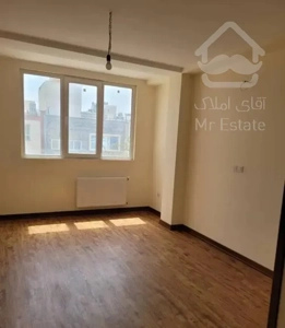 یکخواب فرانسوی ساز سالن بزرگ نزدیک نگین