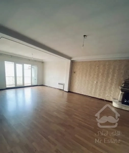 دوراهی قلهک ۱۱۷ متر ۲خواب طبقه ۵رو به افتاب