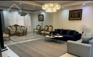 130متر3خواب/نور و نقشه بی نظیر/دو پارکینگ/تک واحدی