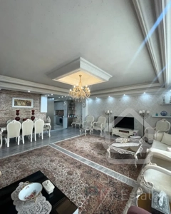 فروش آپارتمان ۹۵ متری،سالن پرده خور