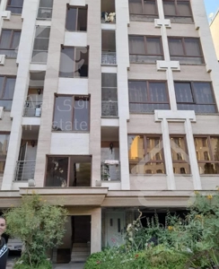 اپارتمان۱۵۰متر۳خ ۲پارکینگ