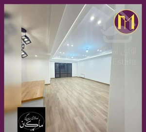 ۷۳متر/میدان ملت/رو به آفتاب