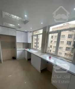 ٨٠متر آپارتمان٤سال ساخت واقعى