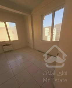 ۱۲۰متری با رهن چند ساله قابل مذاکره