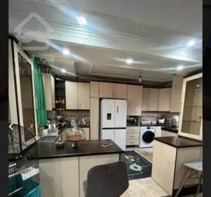 ۸۰ متر/۲خواب/فول امکانات/میدان۸۸