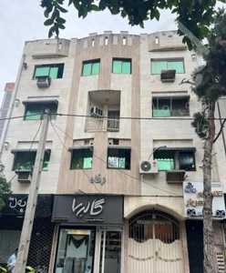 ۱۱۲ متری بر خیابان اصلی