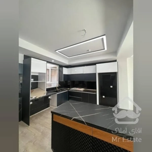 ۹۵ متر / تک واحدی / ۲ خواب