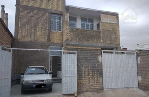 فروش دو طبقه نوساز مهندس ناظری صفر حیاط دار