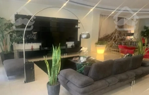 فروش آپارتمان ۲۱۴ متر نیاوران، تراس قابل چیدمان