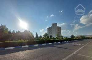 158 متر /تاج بلوک پارکینگ سندی/ امید قنات کوثر