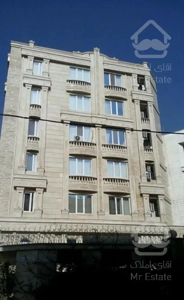 81 متر با 2 پارکینگ سندی غیر مزاحم