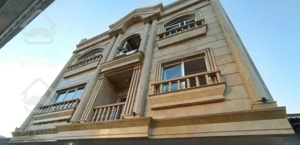 ۱۰۵ متر فروش طبقه دوم مرکز شهر فول فول