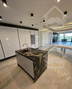 آپارتمان ۴ خوابه /برند سازی / باغ دریاچه