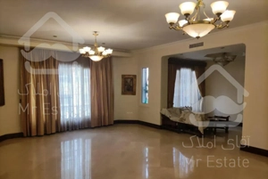 باغ فردوس ۲۰۰متر فول امکانات