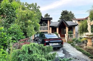 ویلا باغ فول فرنیش ۳۵۰متری مدارک کامل