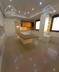 رهن و اجاره 130 متری قیطریه/درب دوم