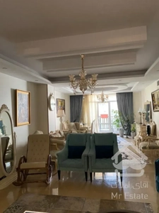 105 متر در بهترین لوکیشن پاسداران