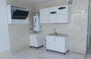 آپارتمان یکخوابع ورودی مستقل دولت شرقی