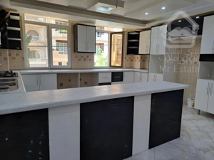 خرید آپارتمان/دوخوابه/فول امکانات/دوپارکینگ سند/صادقیه