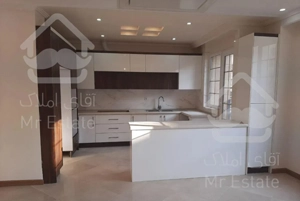 اپارتمان ۱۰۰ متر ۲خواب کم واحد محیط دنج و بدون برج