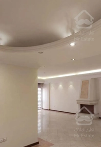 ۸۰ متر ، ۲ خوابه ، شهران جنوبی ، نورگیر