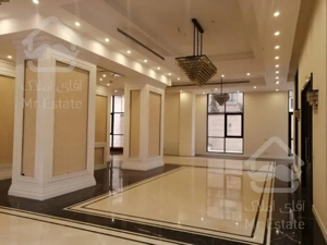 300 متر در قلب پاسداران / تکواحدی