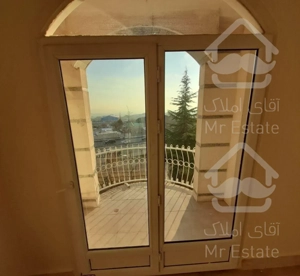 شهرک لاله ۱۴۰متر ۳خواب،غرق در نور،۳بالکن کاربردی