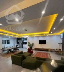 ۱۵۰ متری نوساز واقع در شرقی