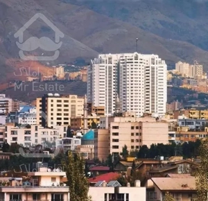 برج مجلل غرب دریاچه چیتگر