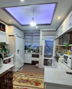 یک واحداپارتمان دوخوابه باپارکینگ آسانسور