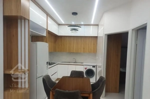 نوساز*درب مستقل*با وسایل