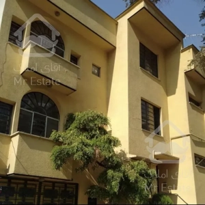 فروش کلنگی ٢۴٠ متری فرمانیه