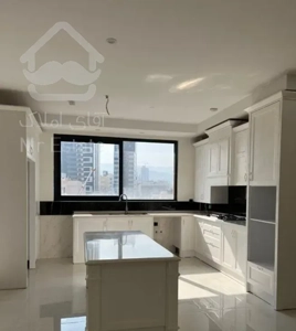 فرشته هاشمیه/۱۲۰متر/جنوبی/لاندری/تک واحدی