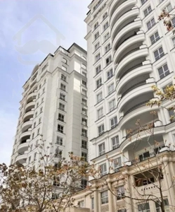 هفت تیر   /  ۹۰ متر  /  برج باغ /  ویوی ابدی مشجر