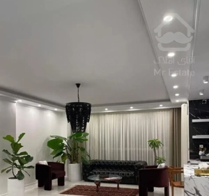 آپارتمان ۱۰۶ متری پونک پنجره قدی