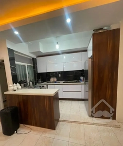 ۶۱متر۱خ+ ۱۰ متر حیاط اختصاصی