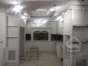 آپارتمان نوساز۱۳۵ متری در ۲۴متری سعادت آباد