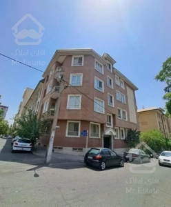 ۹۷متر۳خوابه افتابگیر سه بر شاهین شمالی