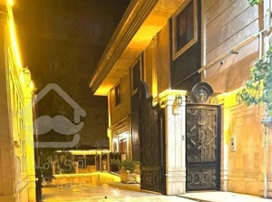 ۹۰ متر ۲ خواب - ۳ جهت نور - کلید نخورده