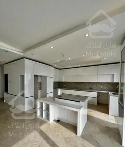 آپارتمان ١١٠ متری ولنجک( ویو .ورودی مشجر)