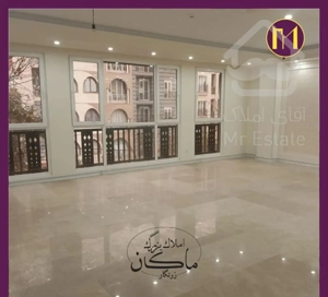 برج برند منطقه/250 متر / تهاتر با سه خواب در هروی