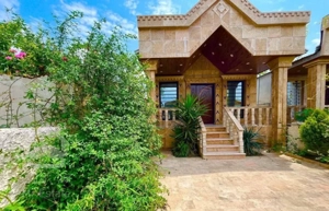 ویلا باغچه همکف نمارومی 188 متری شهرکی سندتک‌برگ