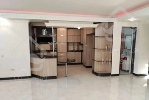 110متر آپارتمان تک واحدی خ بزرگمهر نورباران