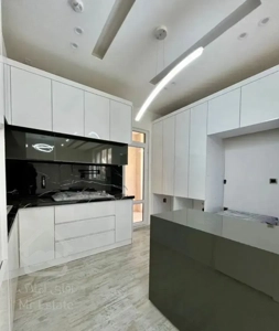 آپارتمان دونبش/ تکواحدی/ پشت حاشیه وکیل آباد