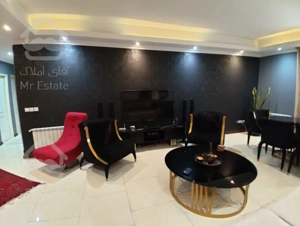 واحد ۱۲۹ متری در کنار دریاچه خلیج فارس با بهترین دید و امکانات